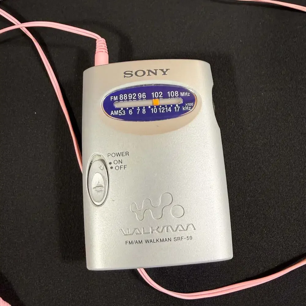 Sony Walkman SRF-59 AM/FM Portable Pocket Radio untested